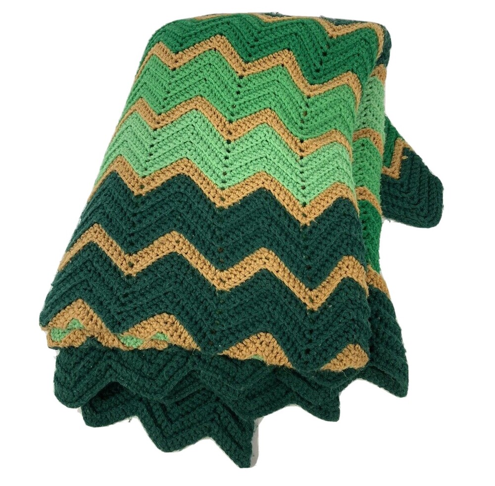 VTG 60" Afghan Knit Crochet Throw Blanket Green Zig Zag Chevron